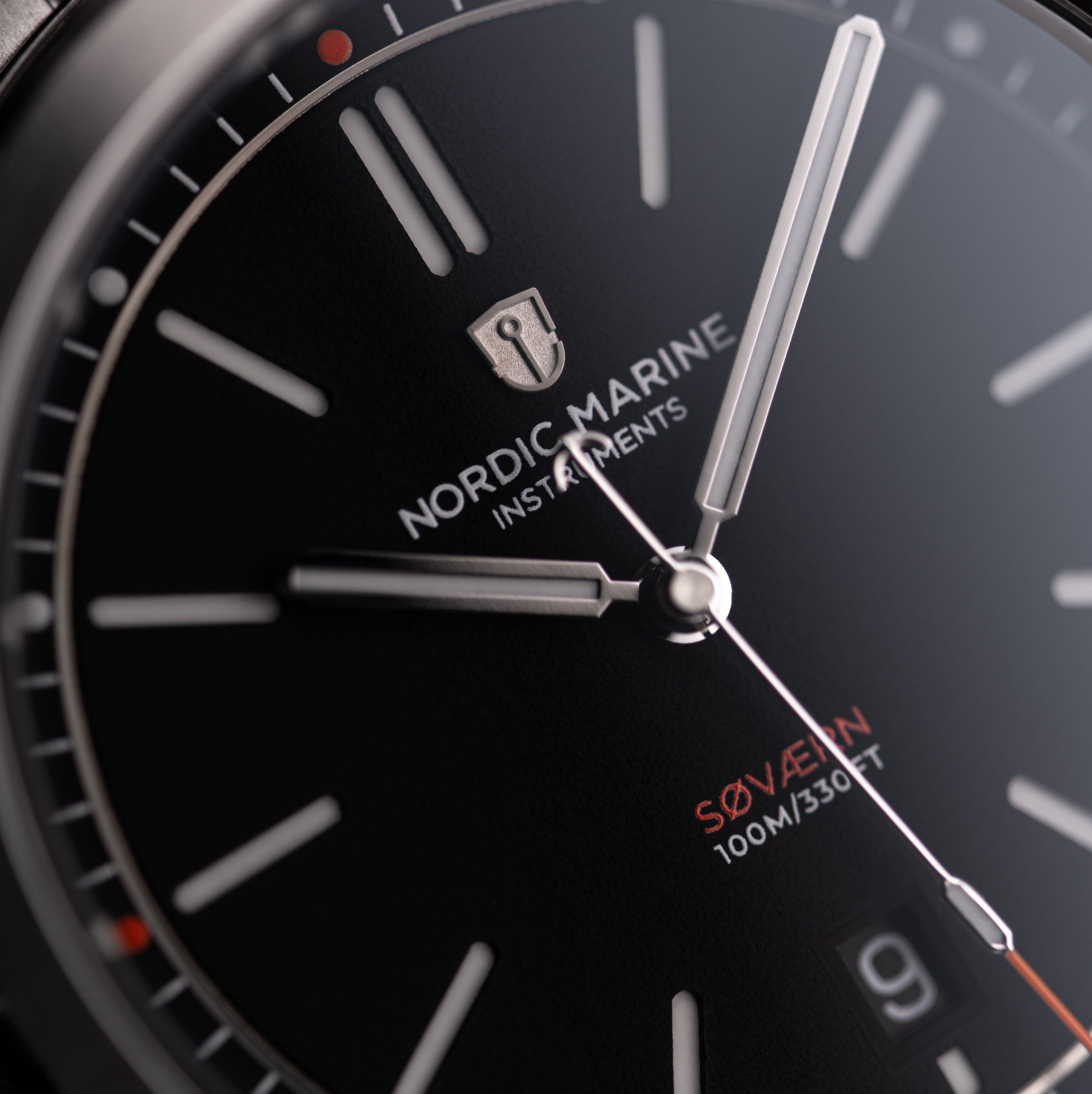 Nordic Marine Instruments SOVAERN Midnat dial macro