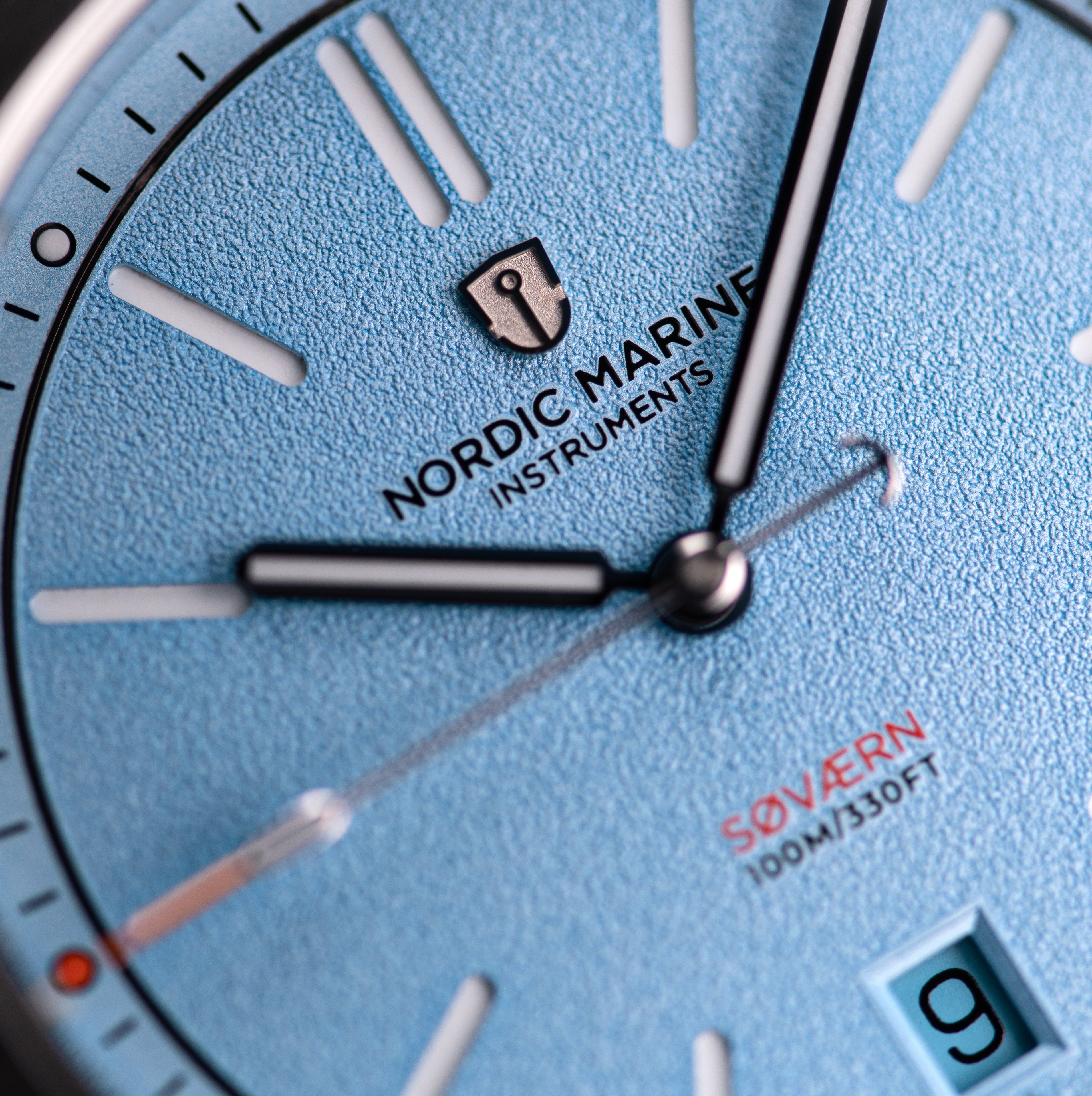 Nordic Marine Instruments SOVAERN Himmelbla dial macro